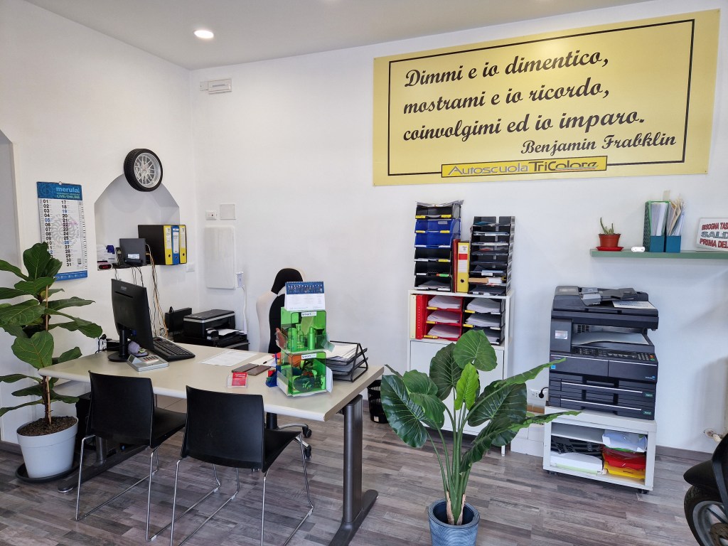 Autoscuola Tricolore Autoscuola Bologna